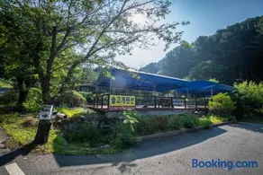 Gapyeong Solgogae Pension - Image 1