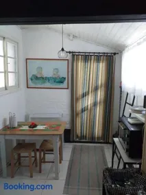 Sambaqui - Casa de Hóspedes Kitinet - Image 4