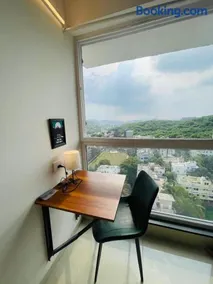SkyView Projector HomeTheatre Couplefriendly - Image 2