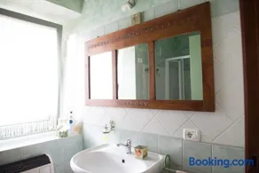 L'Adele Bed & Breakfast - Image 3