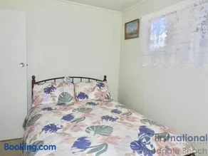 25 Walkers Point Esplanade - Image 4