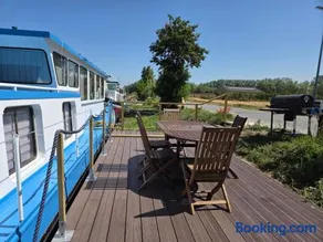 Séjour confortable sur péniche luxueuse - Image 2