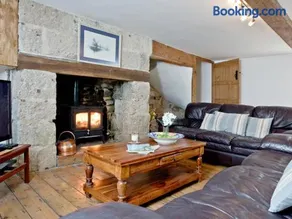 Elizabethan House - Image 5