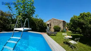 Casa Fonte das Rozadas, with BBQ and garden - Image 2