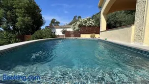 Casa Mas Fumats con piscina terraza y garaje AV-49 - Image 2