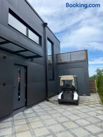 Villa Trio - Golf villa, BBQ, sauna and hot tub - Image 3