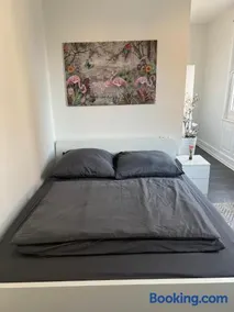 Genesis Apartments - Image 5