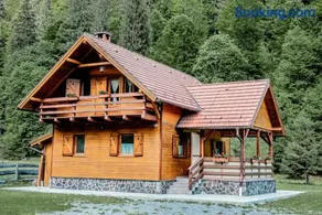 Central Chalet - Image 3