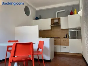 Valerie House - Image 3