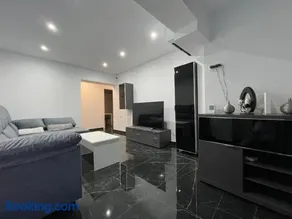 CASTELLON DELUXE - Image 1