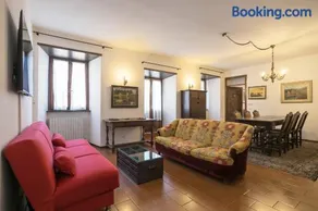Charming Alpine Retreat in Sant'Omobono Terme - Image 5