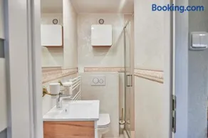 "Na Skale " Apartment in center, free parking - Image 3