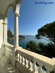 Villa Doria 16 Pax by VILLASRETREATS - Image 3
