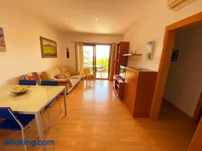 Apartament gran amb pàrquing a 5 min del centre - Image 2