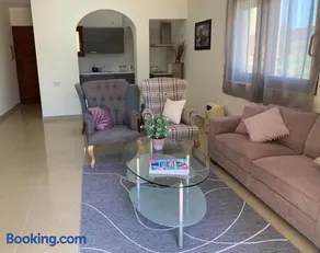 Poolside Luxury Apartment with Patio 11A3S - Image 2