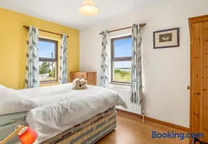 Glynsk Pier Cottage - Image 2