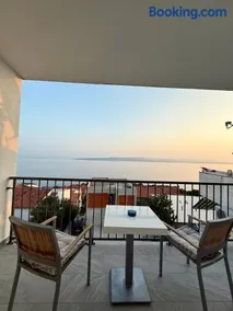 Guest House Stipe - Image 2