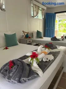 Garden Reef Bungalows - Image 3