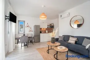 Luxury Sea View Apartment in Kastraki - Image 3