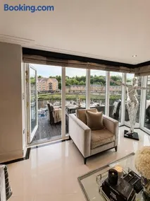 Ultra-Luxe 3BD, 2BR Penthouse, One of a Kind - Image 3