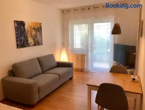 Bed & Kitchen - Image 1