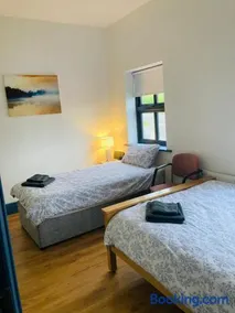 2 Bedroom Workers Apartment - Image 2