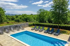 Villa St Nikola with jacuzzi and private swimming pool - Image 2