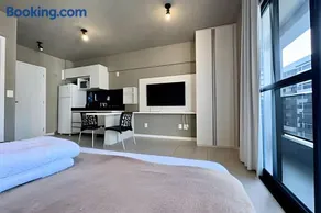 Apê próximo a praia, com ar, piscina, jacuzzi - Image 3