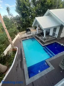 Grande Villa - Image 1