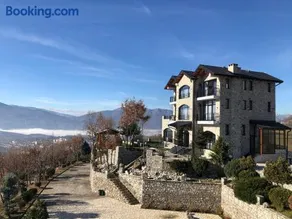 Bujtina Vrenezi - Image 1