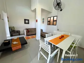 Sunset Villa - Bubbles 1 and 2 - Image 3
