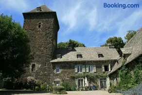 Château de Lescure - Image 1