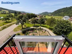 Style Loft mit Ausblick in Elzach - Image 1