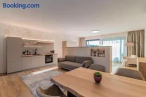 Lind Fruchtreich - Image 1
