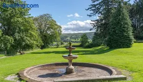 Waterfoot Park - Image 5