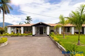 Espectacular Villa en Copacabana - Image 3