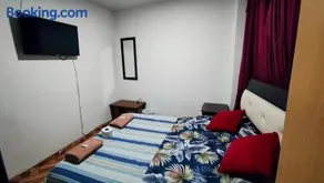 Hospedaje de habitación en apartamento 1 - Image 2