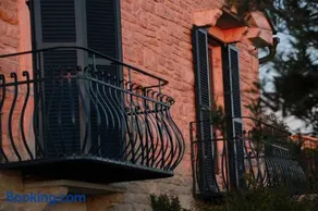 Villa Stone Lace - Image 2