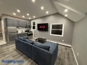 4 bedroom apartment by Ewr Airport - Image 1