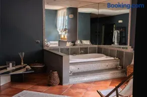 Tuscan Charm Villa Suite&Terrace Lucca - Image 1