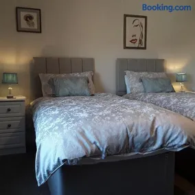 Kingsleigh Guest House - Image 4