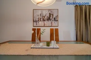 Helena's Dream Home - Image 4