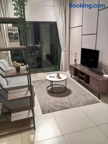ROSEWOOD at Reizz Residence - Image 3