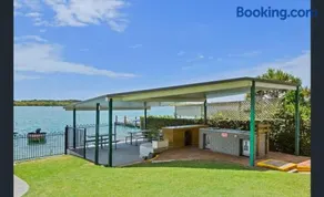 Banyandah-Coastal Breeze Residence - Image 3