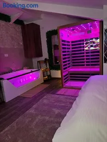 SpaNish SKY 1 sauna&jacuzzi - Image 1