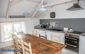 Dejligt fiskerhus kun få skridt ned til stranden i South Devon - Image 4