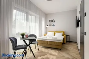 Rare Apartments - Self Check-In Miniapartments - Image 5