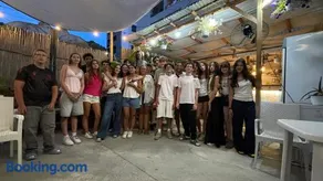 Vlora Backpackers Hostel & Bar LUNGOMARE - Image 3