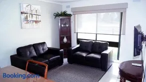Maude St Apartments - Image 2
