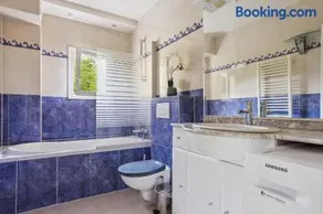 Maison charmante avec jardin et parking offert Paris St Cloud - Image 2